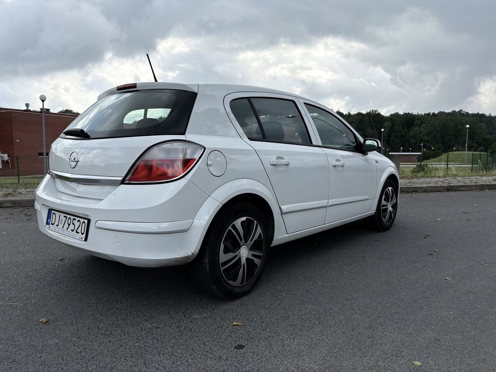 Opel astra H 1.4