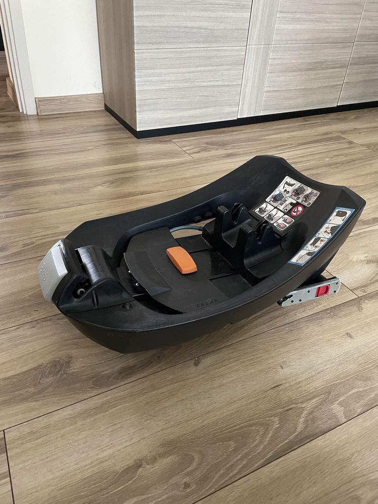 Fotelik Cybex Aton 5 z baza isofix