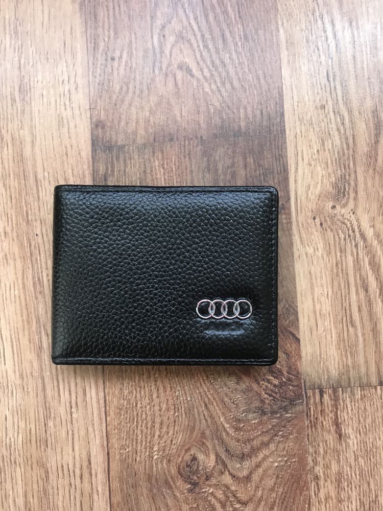 гаманець Audi для банківських карток