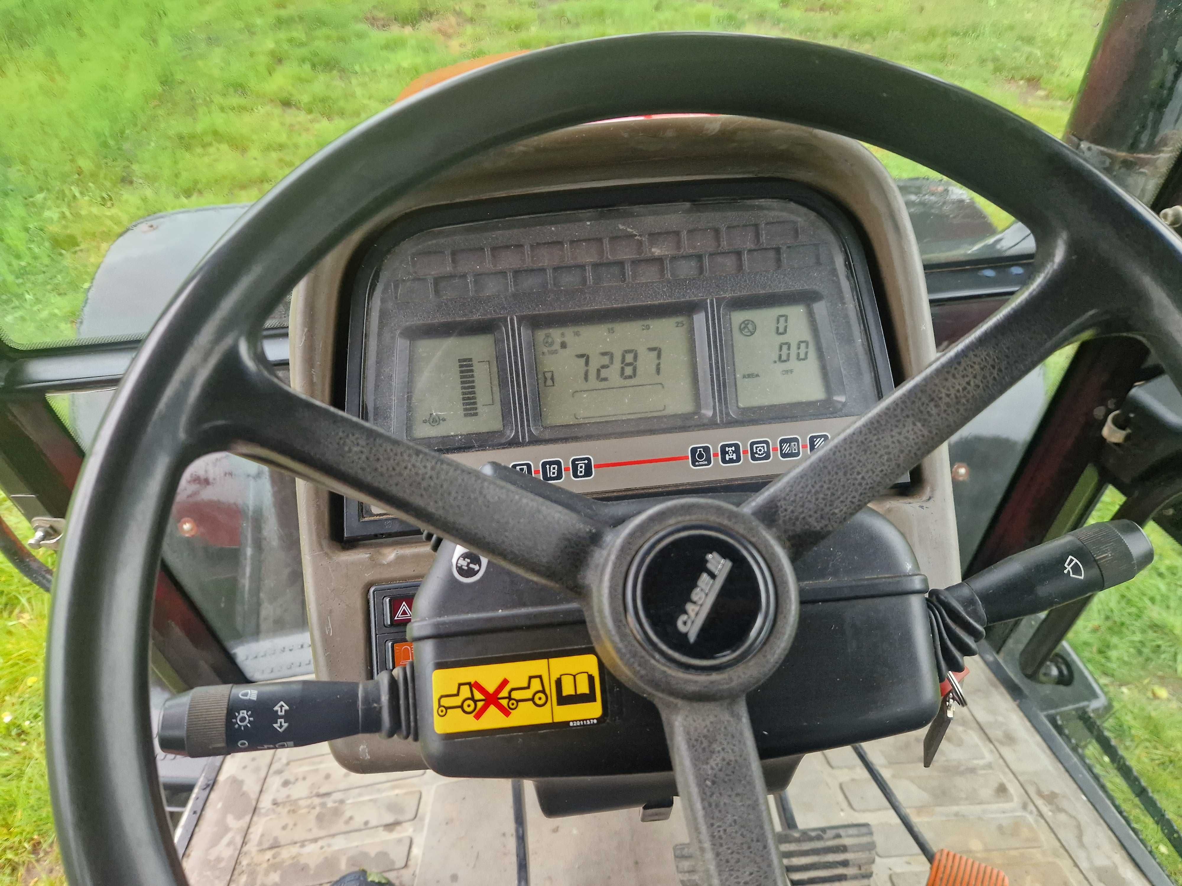 Ciągnik Case MXM 120 MAXXUM