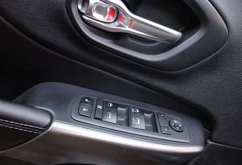 Jeep Cherokee 2019 року