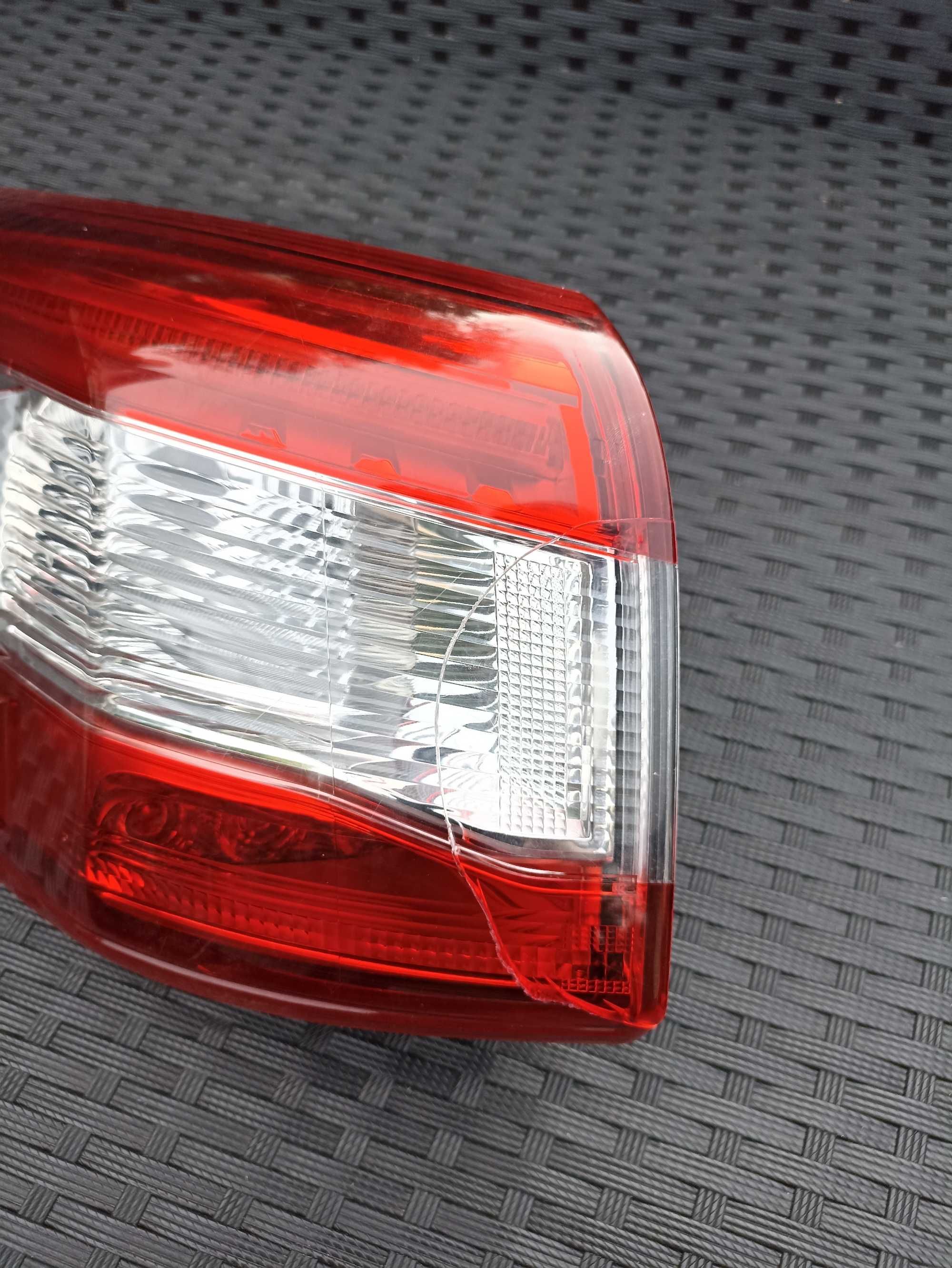 Lampa tylna lewa Nissan Qashqai II