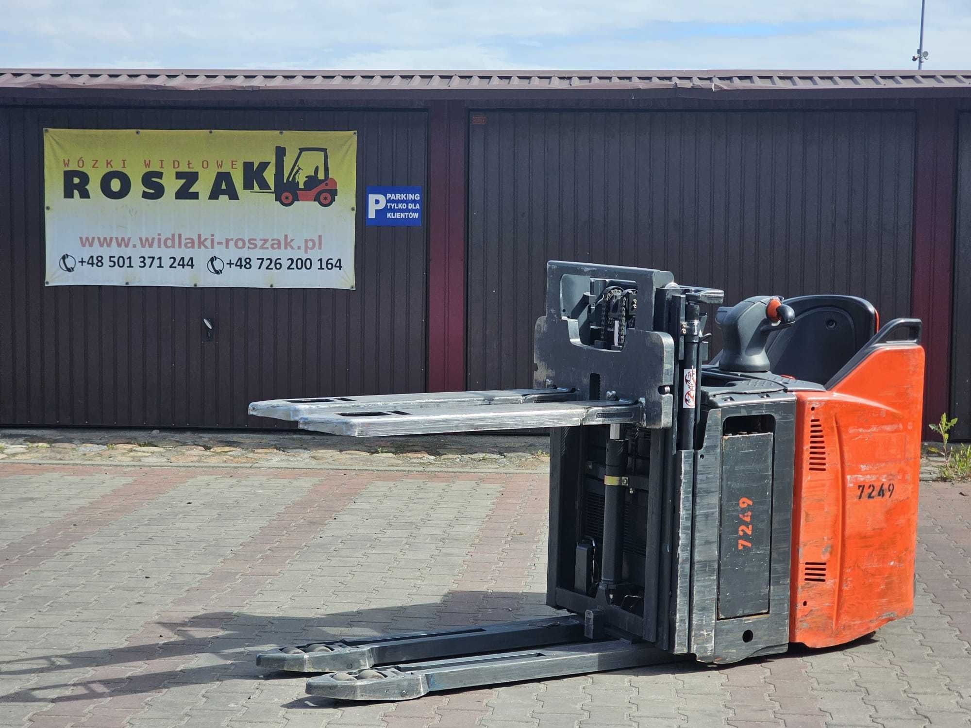 Paleciak Linde D12SP Elektryczny 2016r. 3835h
