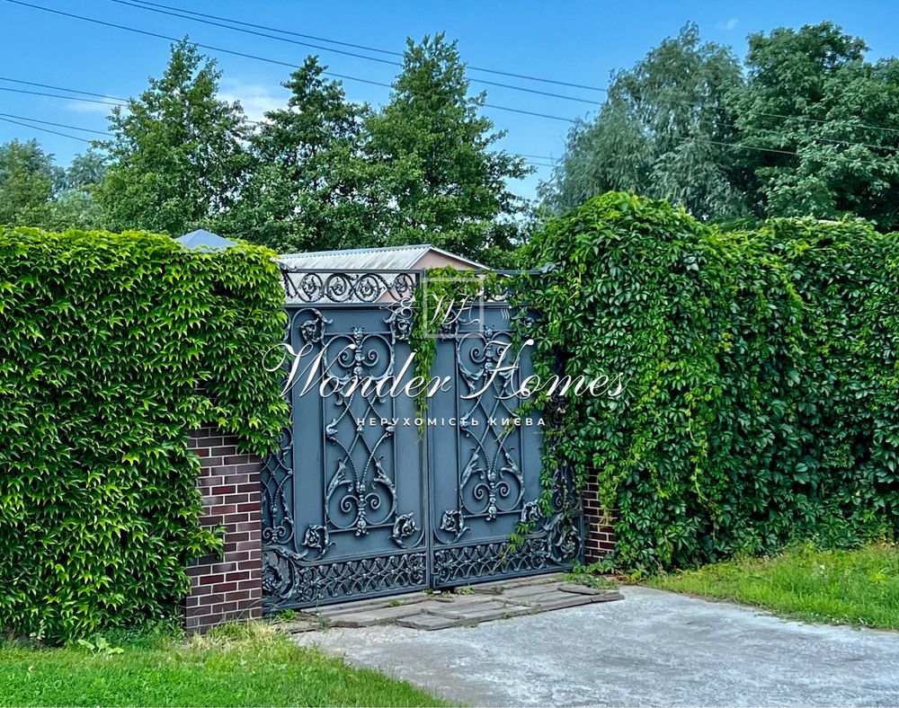 Продажа дома 390м2 с баней в с. Зеленый бор, (Иванковичи).