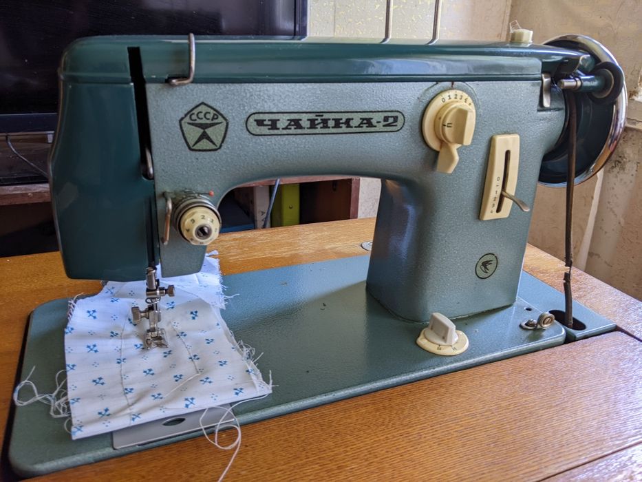 Швейная машинка "Чайка-2"