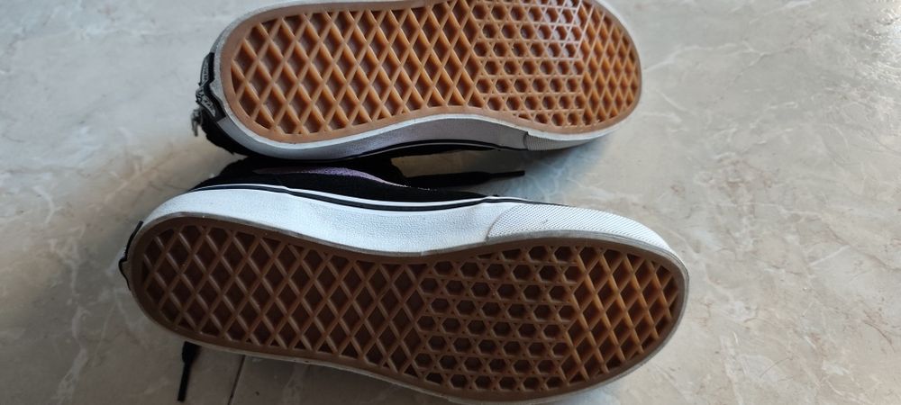 Tênis da marca Vans