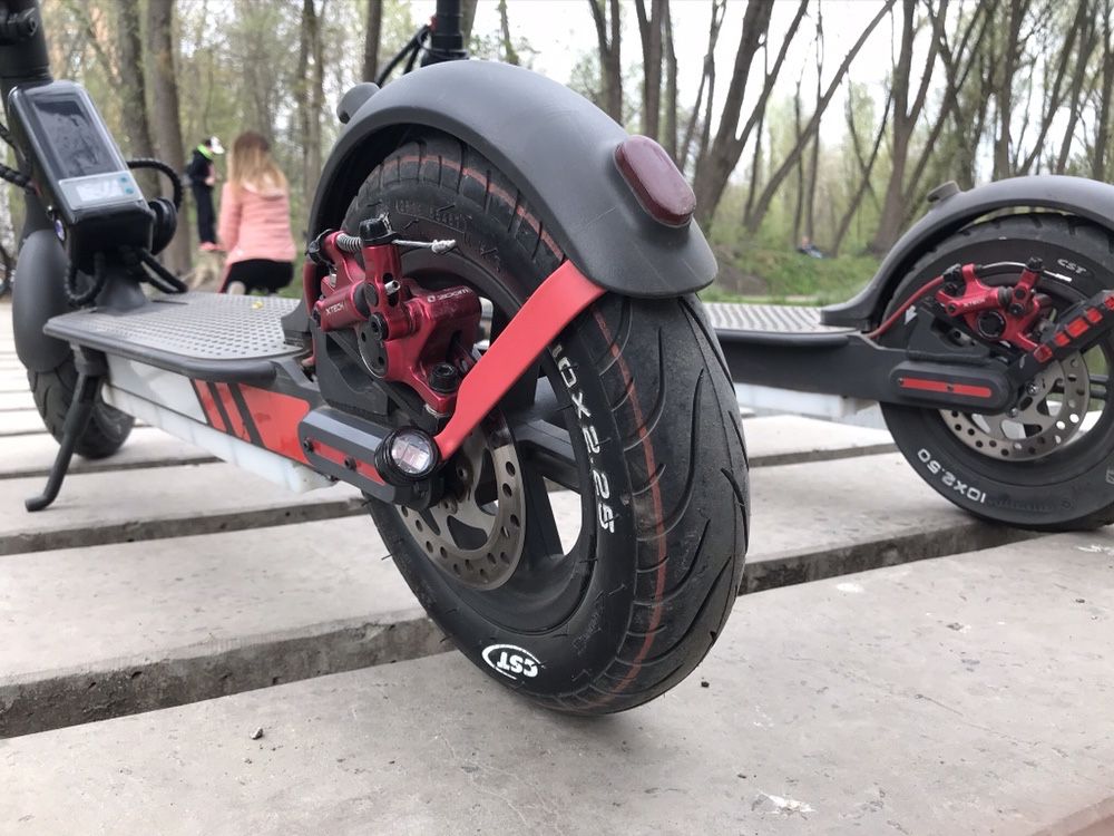 Покрышки cst 10x2.25 на самокат Xiaomi Mijia Scooter M365/Pro/1S/Pro2