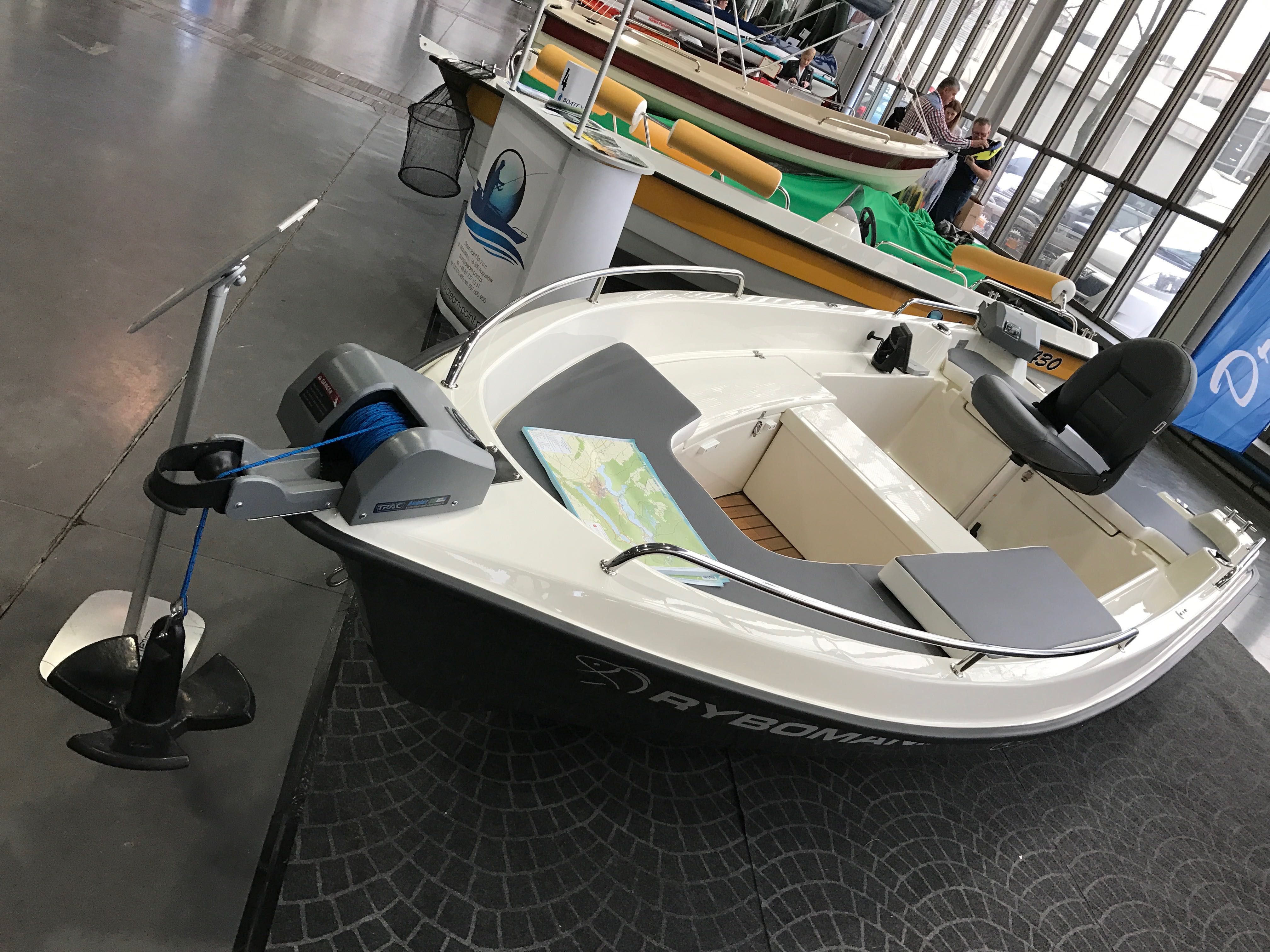 Dreamline 430 fish