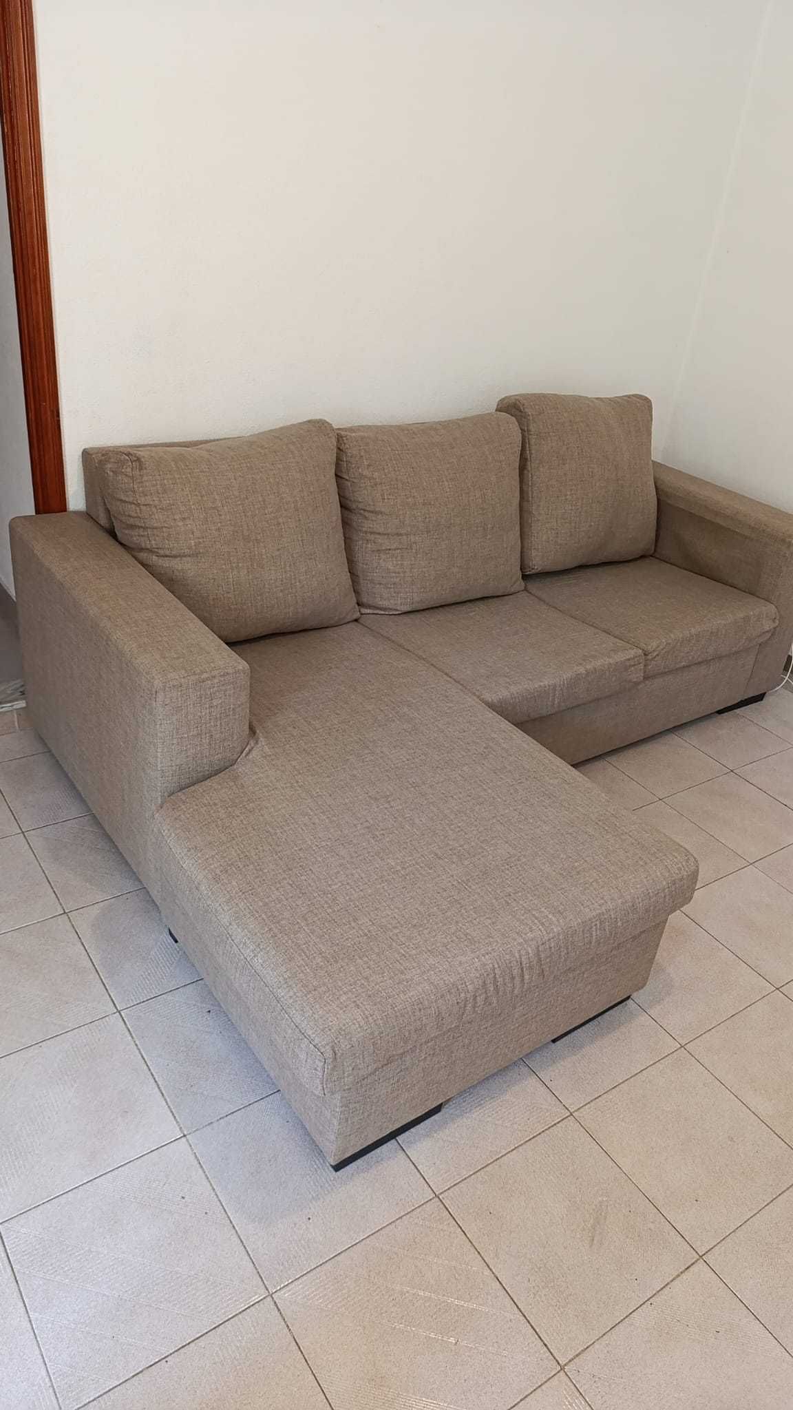 Sofá chaise longue usado mais bem conservado