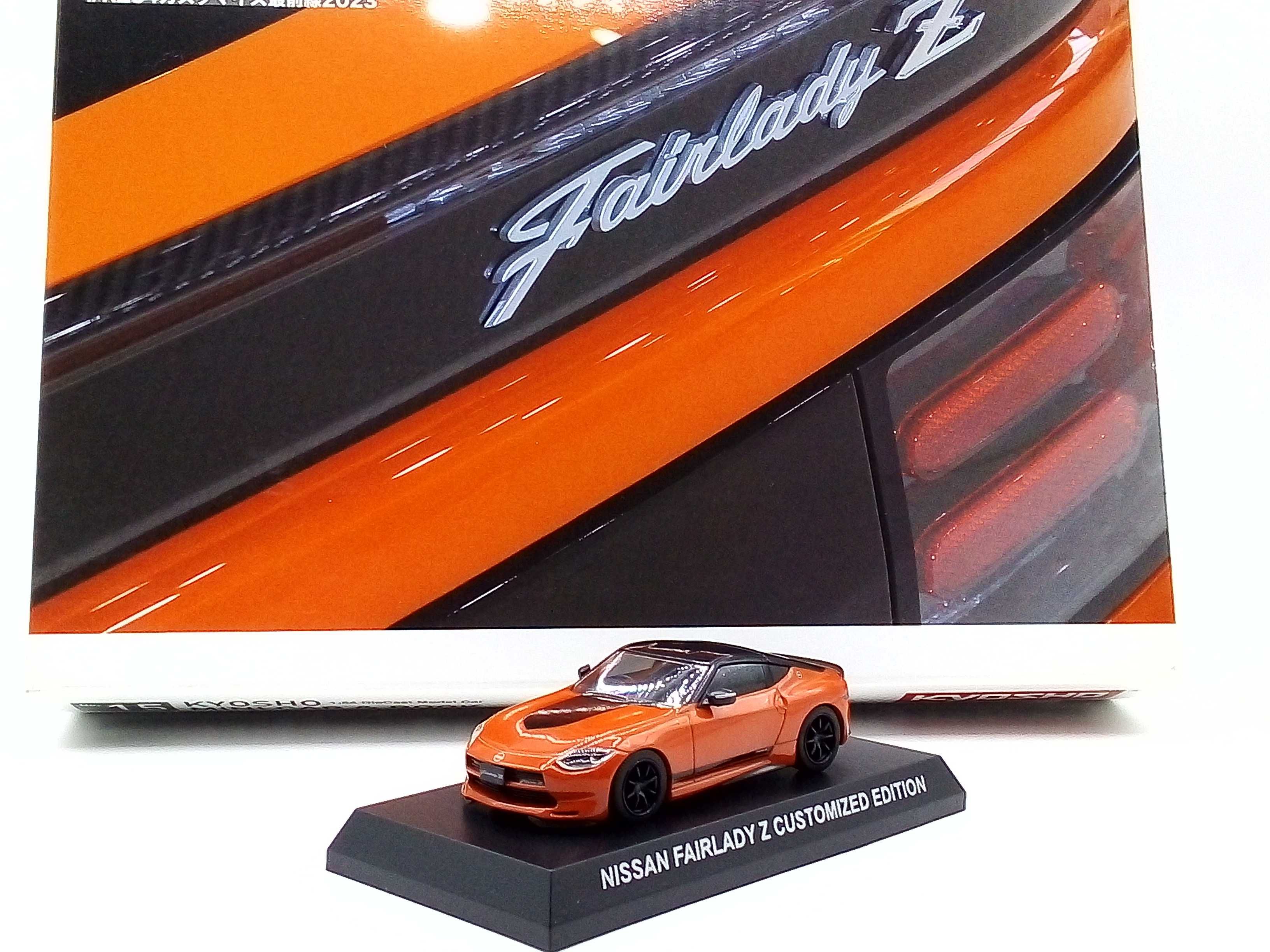 Nissan Fairlady Z Coupe Customed Edition 2023 - skala 1:64 Kyosho +box