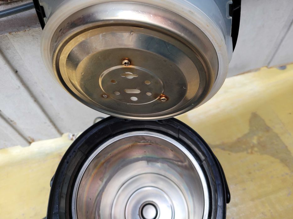 Термопот Grunhelm GTP450S