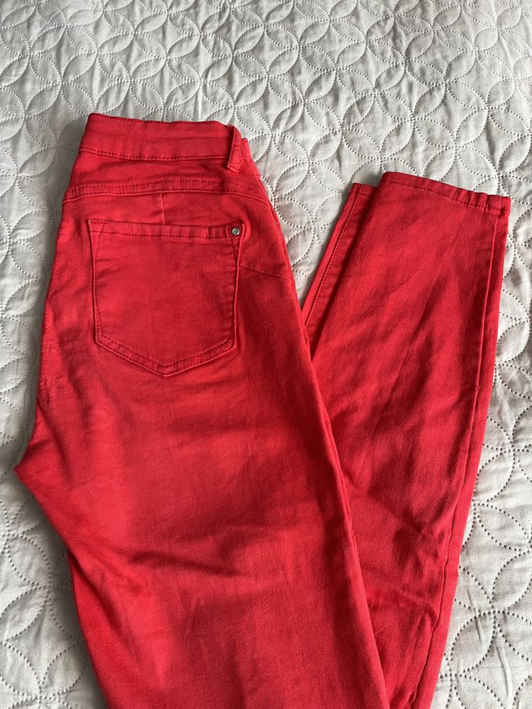 spodnie jeansy czerwone xs s