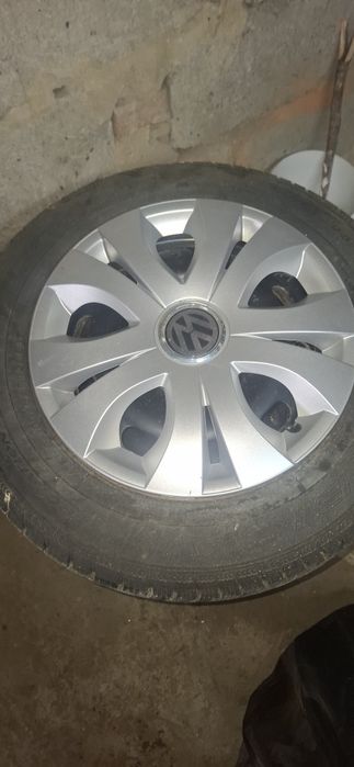Opony zimowe z felgami r15