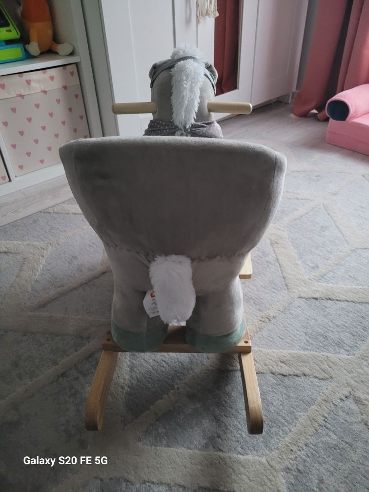 Koń na biegunach smyk