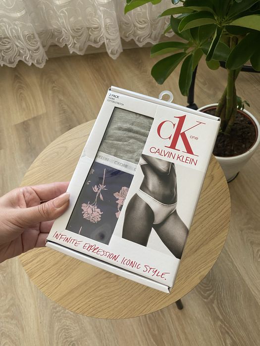 Трусики Calvin Klein 2шт оригінал 550 грн SALE