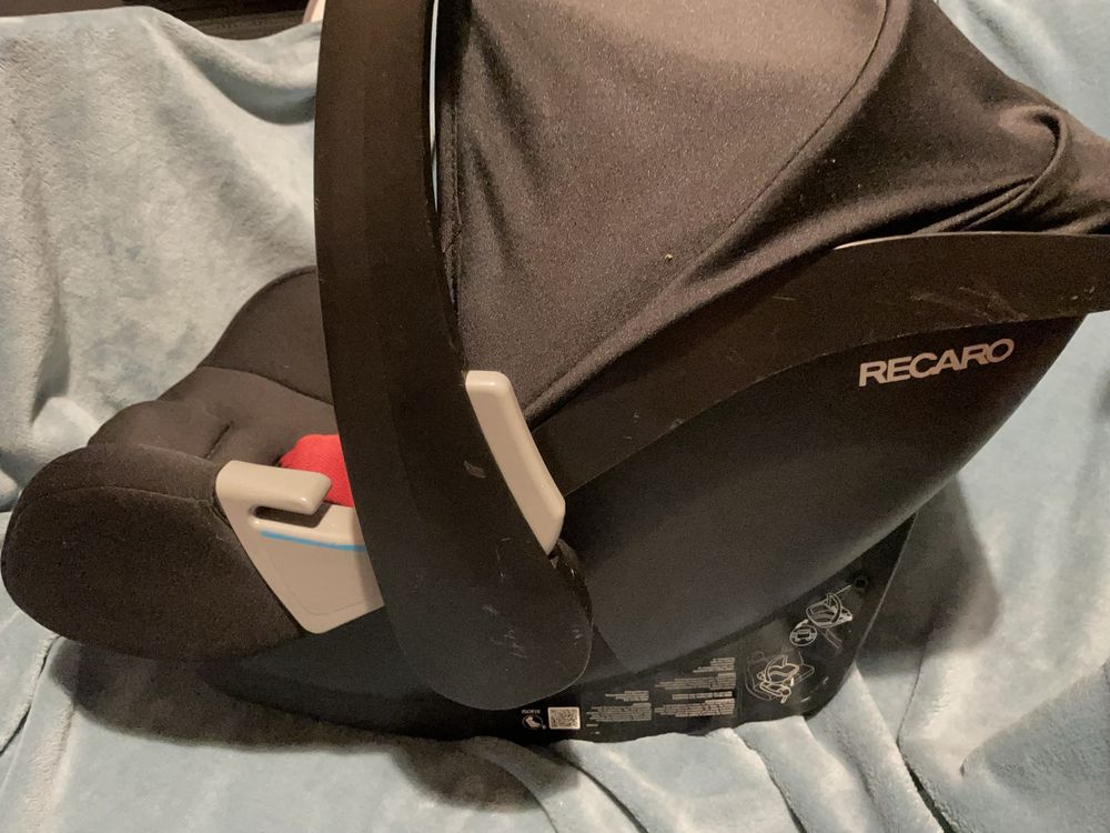 Fotelik samochodowy Recaro Privia Evo + baza Isofix