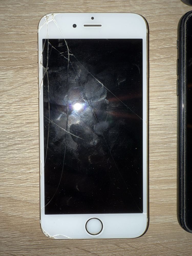 Sprzedam 3 IPHONE 5s, 6s, 7