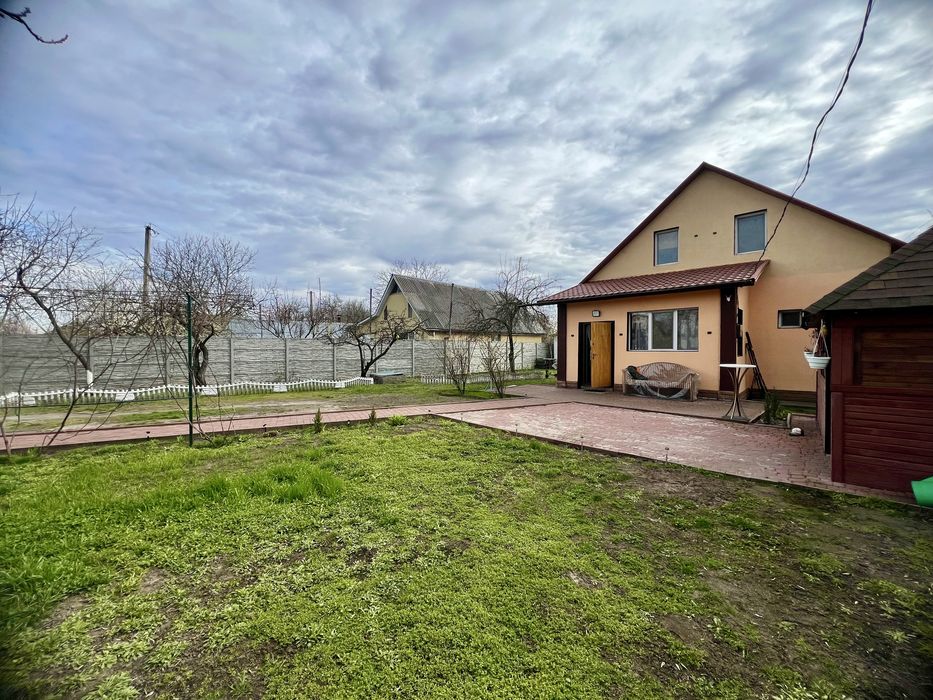 Продаж будинку з ремонтом у  Димері, 35 хв.до метро Героїв Дніпра