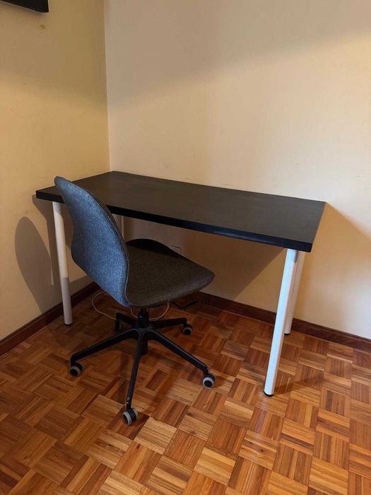 Secretária estudante