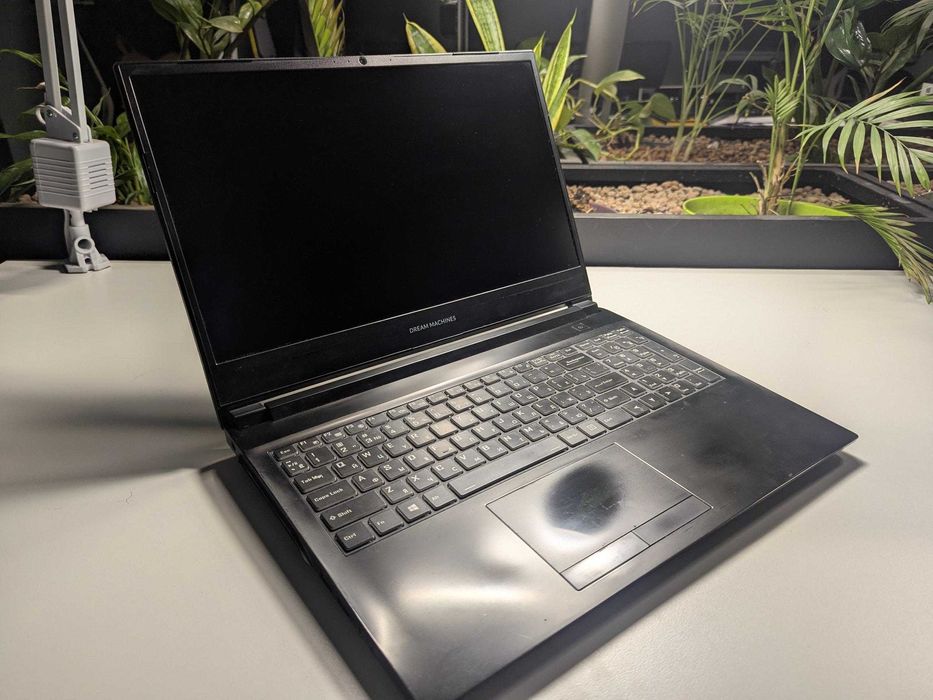 Продаж ноутбука Dream Machines 15,6"/16GB/1TB/i7-10300H/1650TI