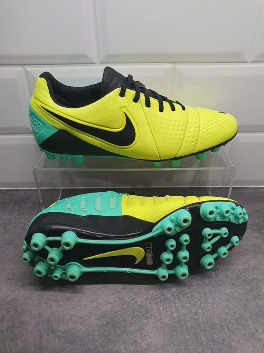 Profesjonalne Elite korki Nike CTR360 Maestri III AG 41
