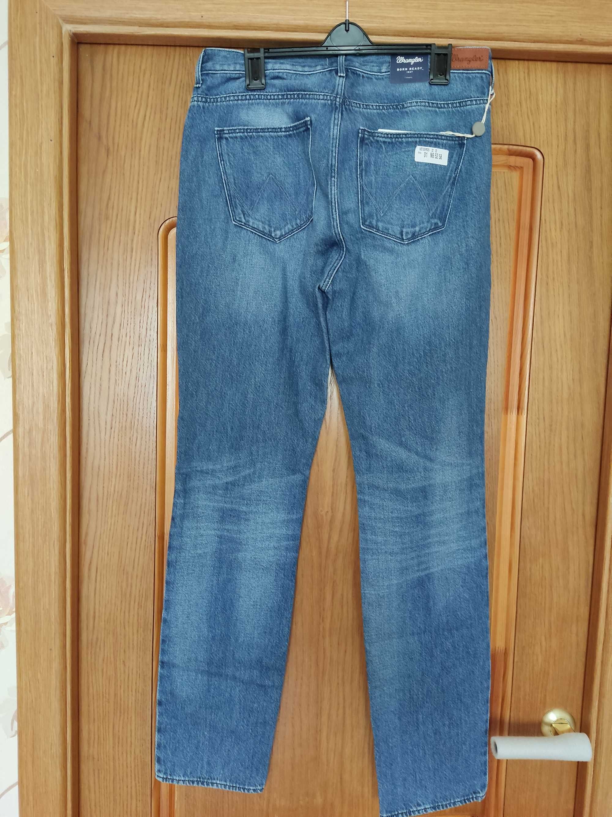 Джинсы женские Wrangler, W32, L32