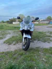 Honda VFR800V 2005