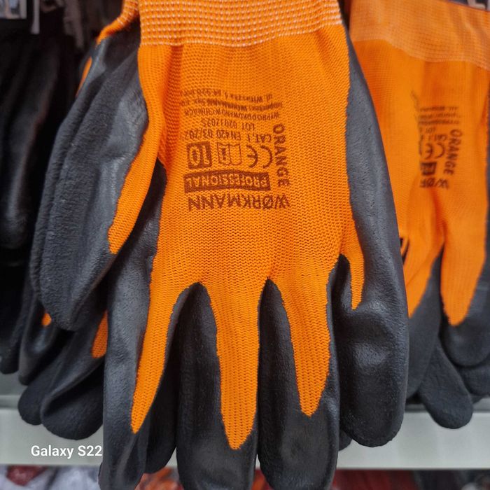 2  baterie  kuchenna  i łazienkowa *kółka obrotowe ..plus COŚ gratis