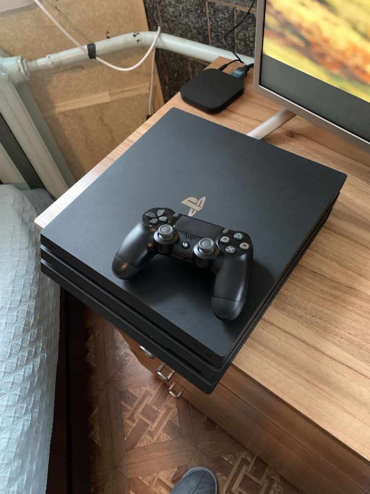 Приставка Sony Ps4 Pro 1Tb, найновіша ревізія