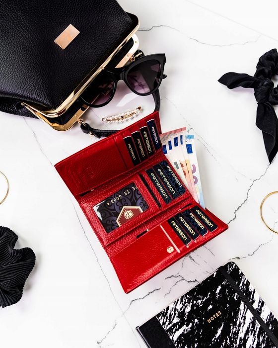 PETERSON portfel damski skórzany lakierowany z biglem P189 czerwony