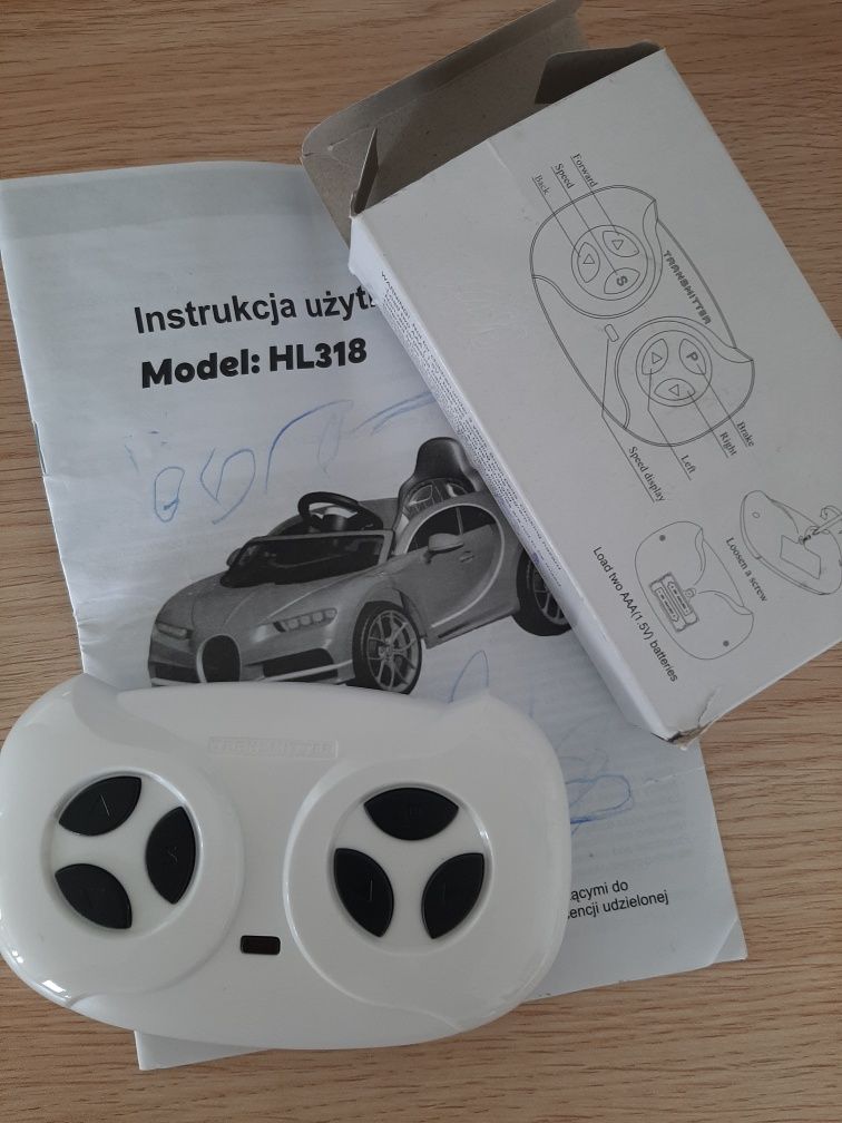 Samochód na akumulator bugatti