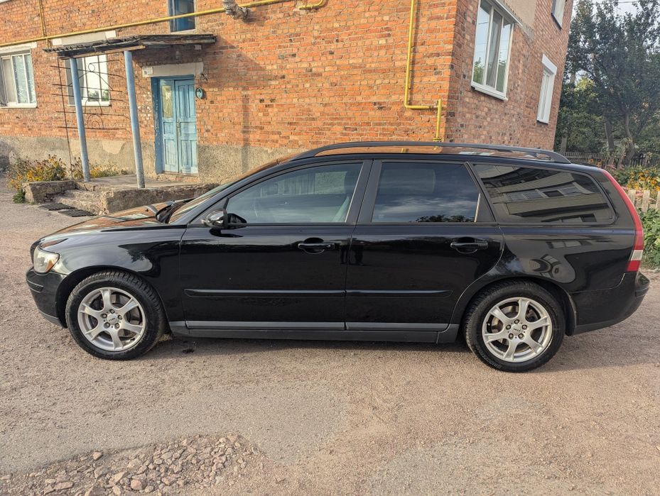 Volvo V50 2004 2.4 бензин автомат