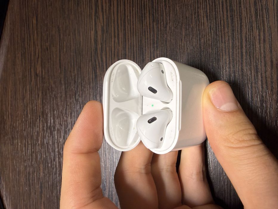 Навушники Apple Airpods