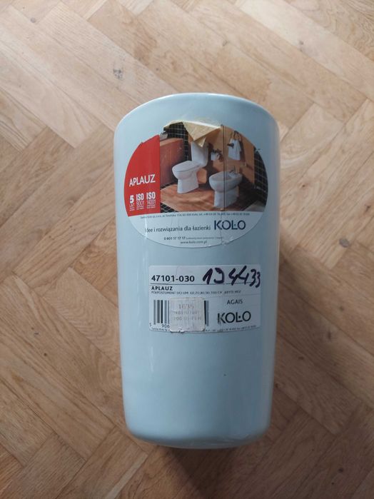 Nowa umywalka i półpostument KOŁO z serii Aplauz