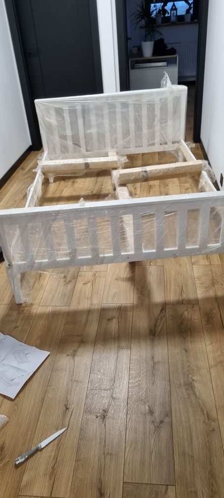 łużko nowe  białe