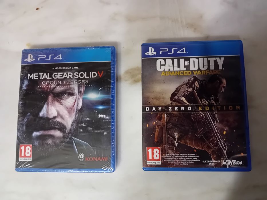 Conjunto de 2 Jogos PlayStation 4 Metal Gear Solid/Call of Duty
