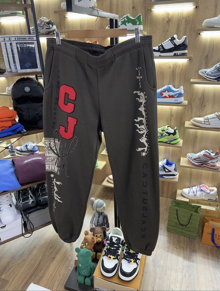 Штани Cactus Jack by Travis Scott «Flare Sweatpants Brown»