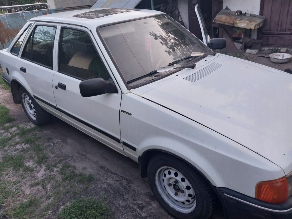 Продам авто форд ескорт