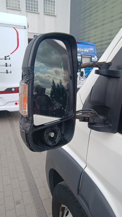 Peugeot Boxer kontener z windą' 2014  przebieg 320tys