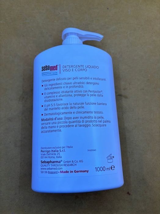 seba med detergent w płynie do higieny intymnej/mycia ciała ph 5.5