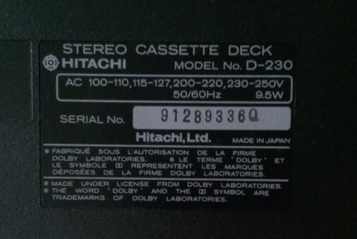 Hitachi D-230 Кассетная стерео дека