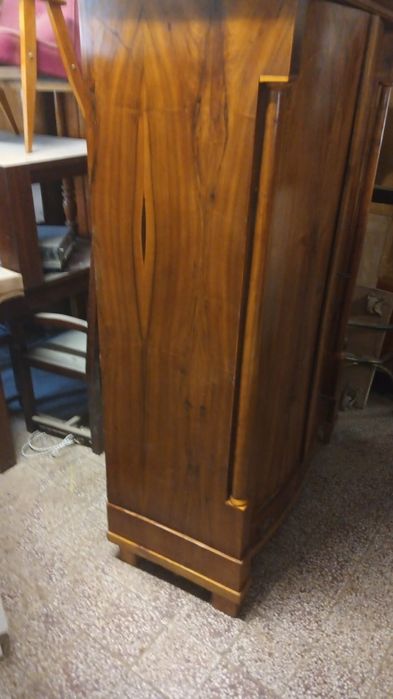 Szafa XVlll wiek sprzedam. Antyk