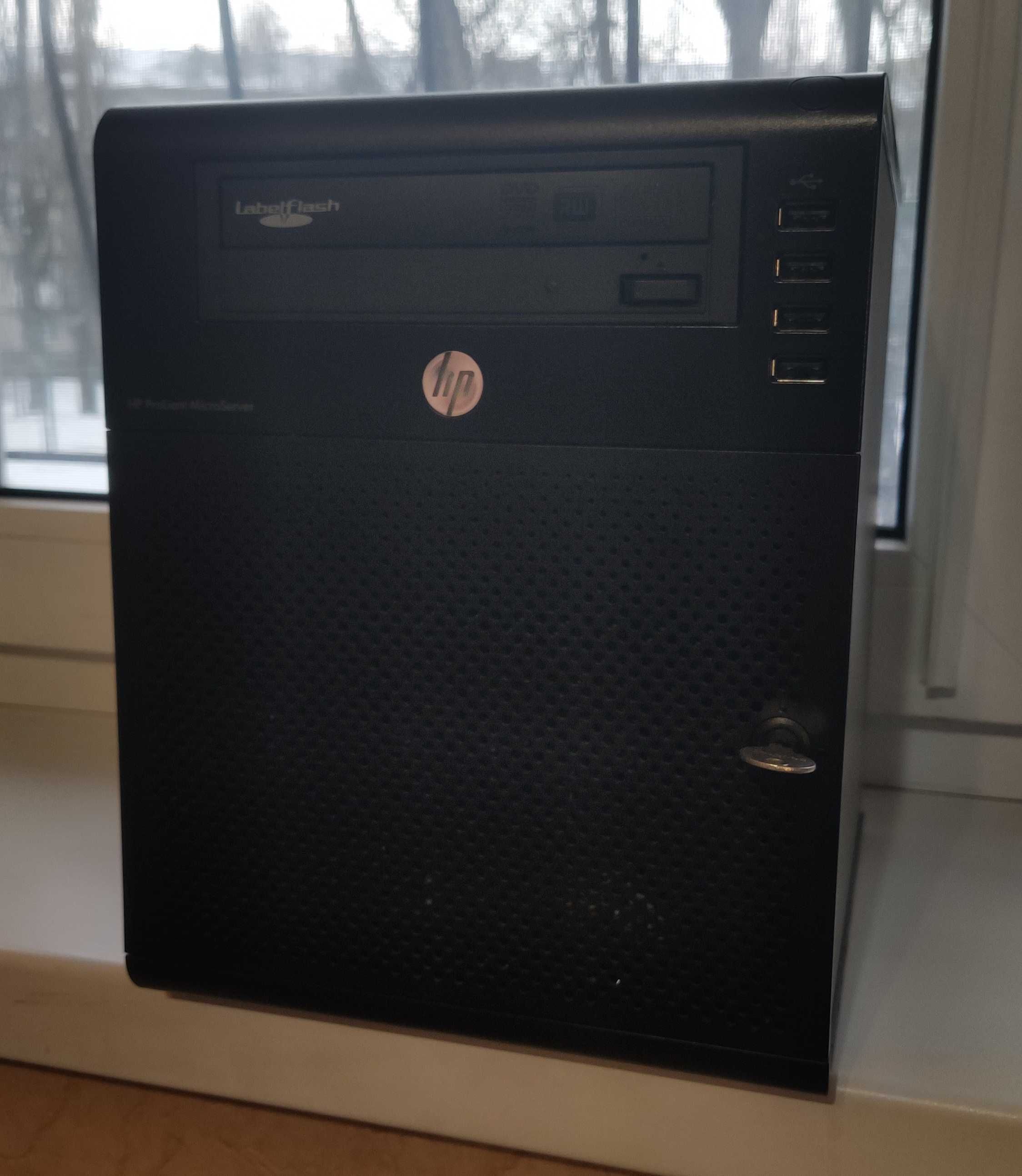 HP Proliant Microserver Gen7 N36L