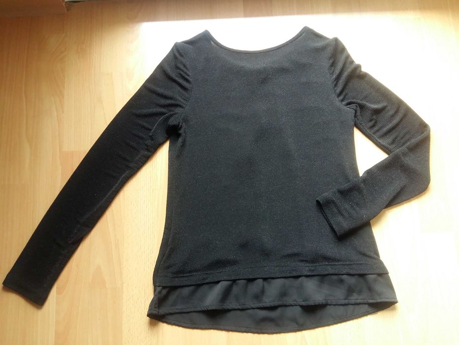 Elegancka czarna bluzka