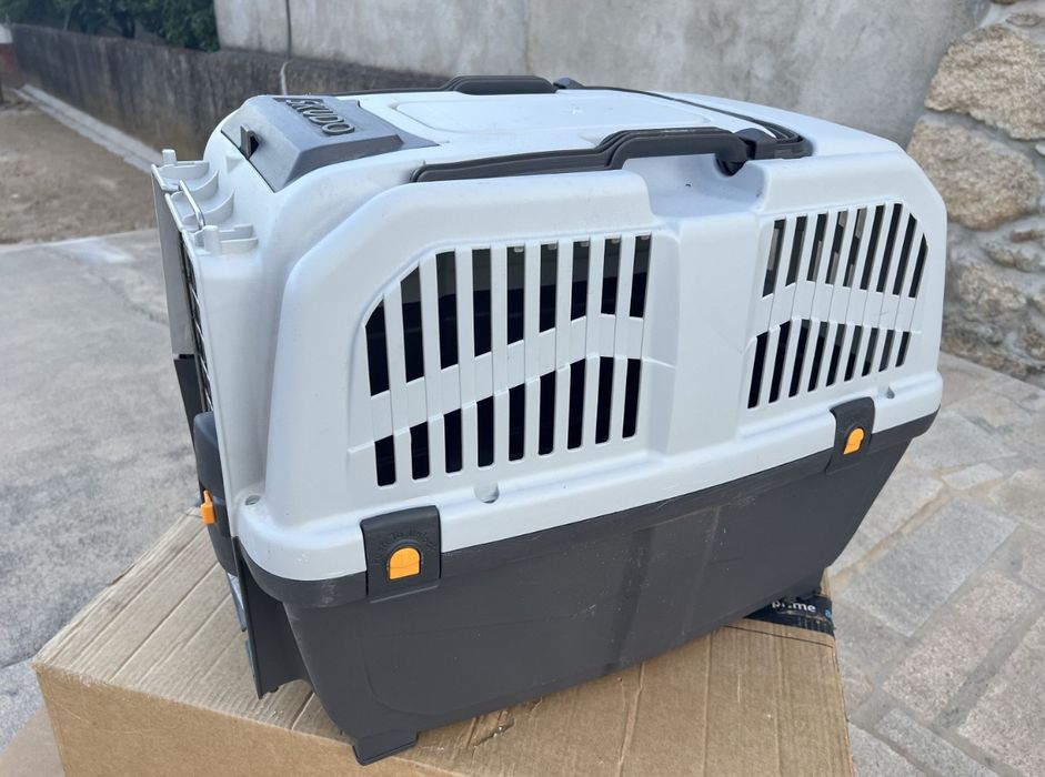 Caixa de transporte de animais