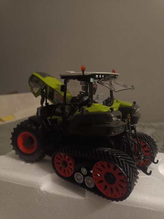 Claas axion 930, моделька для колекціонування