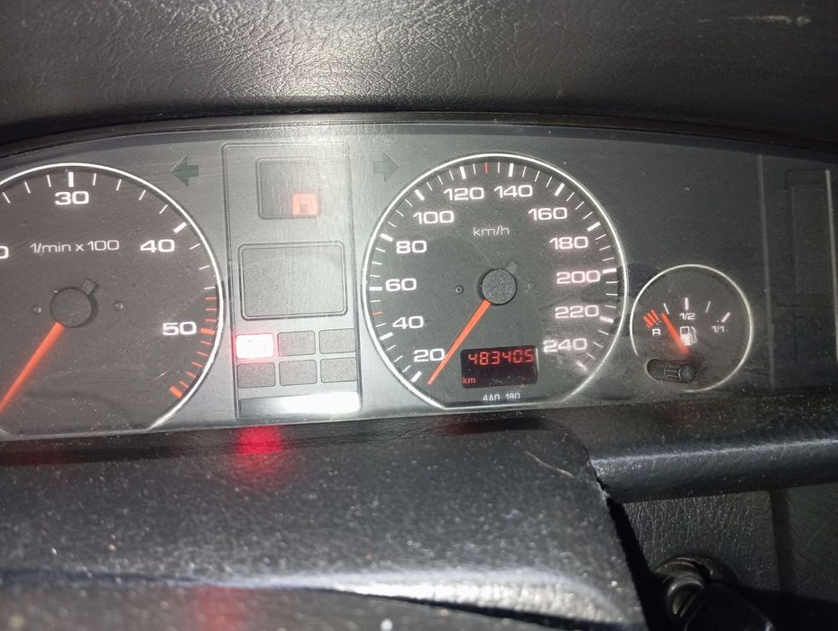 Ауді 100с 4 в доброму стані