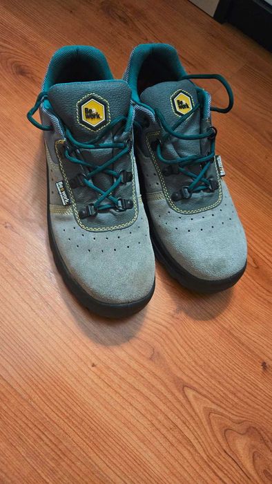 Sapato de Segurança com Biqueira e Palmilha de Aço em Camurça - 41