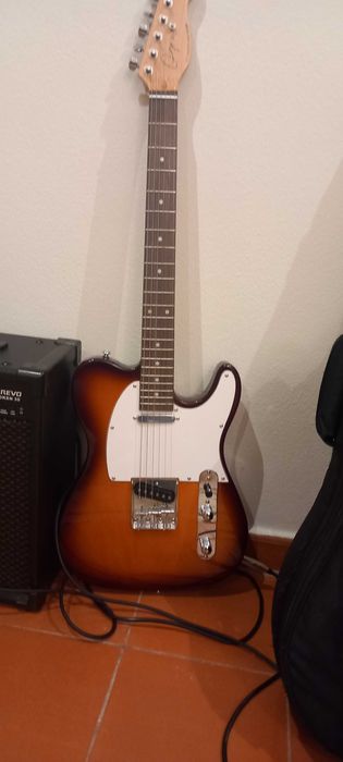 Guitarra elétrica tipo tele sunburst e amplificador Lirevo 30w