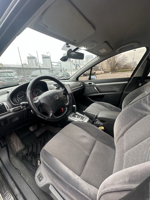 Peugeot 407 2.0 бензин